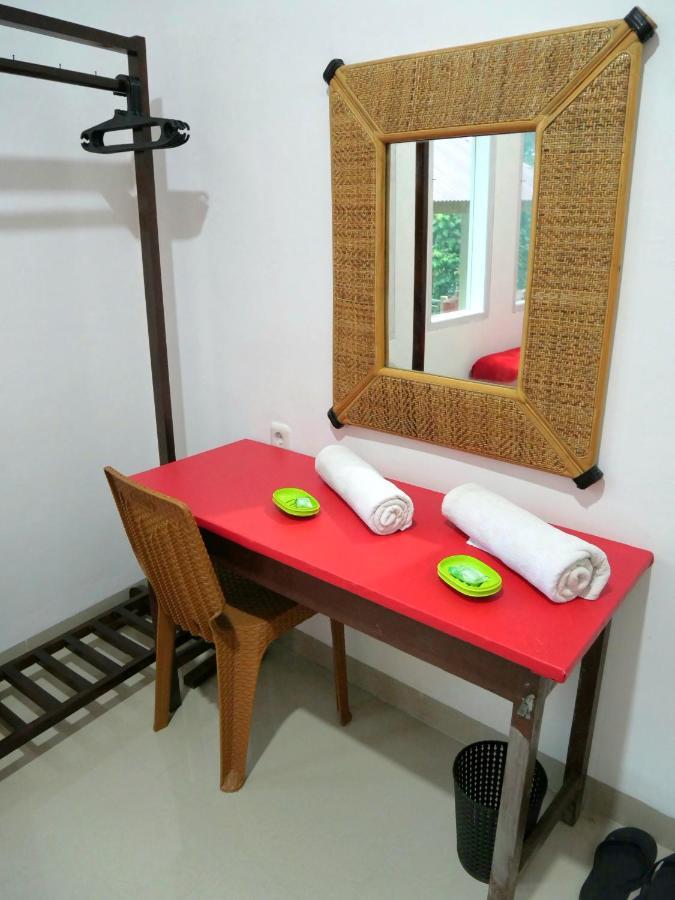 The Sanduk Homestay Rantepao Exterior photo