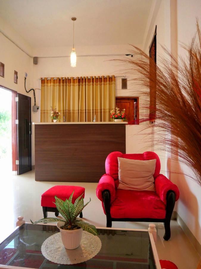The Sanduk Homestay Rantepao Exterior photo